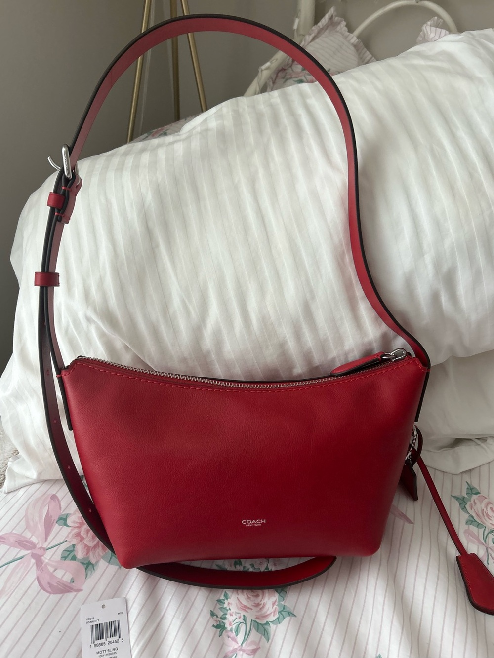Coach Mott Sling Bag 22 in scarlett red